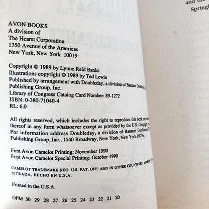 The Secret of the Indian by Lynne Reid Banks [1990 TRADE PAPERBACK]