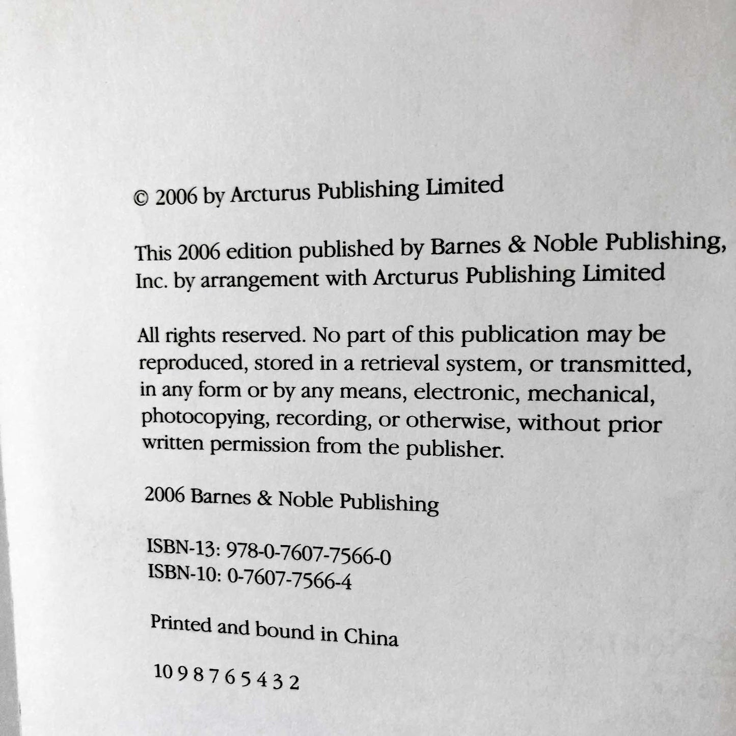 Evil Serial Killers: In the Minds of Monsters by Charlotte Greig [COFFEE TABLE HARDCOVER] 2006