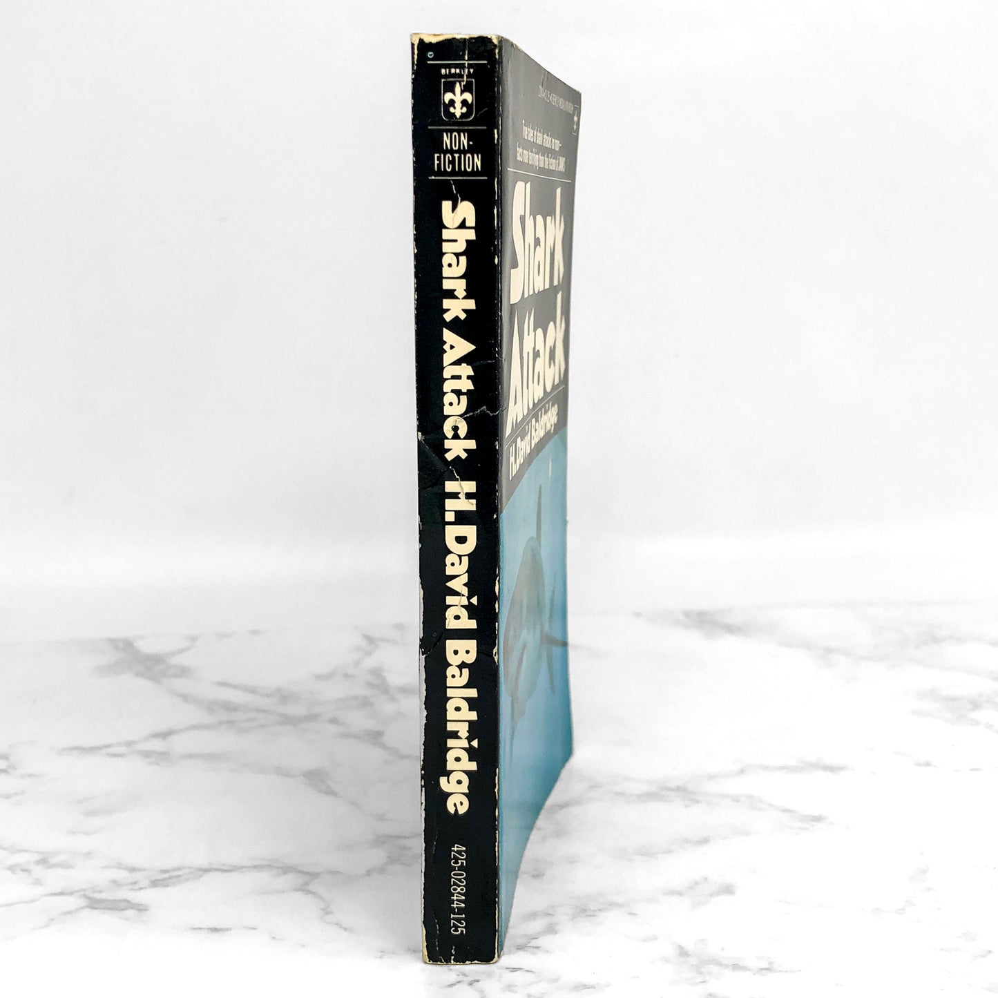 Shark Attack: True Tales of Shark Attacks on Man by H. David Baldridge [FIRST PAPERBACK PRINTING] 1975 • Berkley