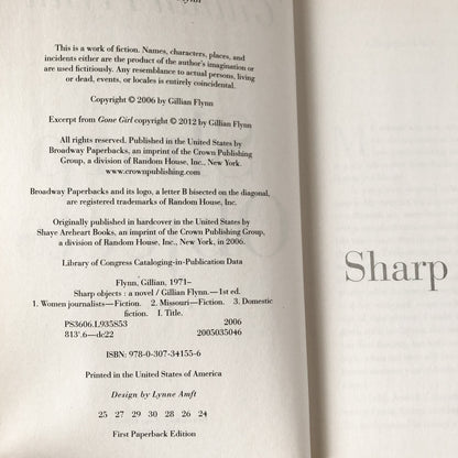 Sharp Objects by Gillian Flynn [TRADE PAPERBACK / 2006] - Bookshop Apocalypse