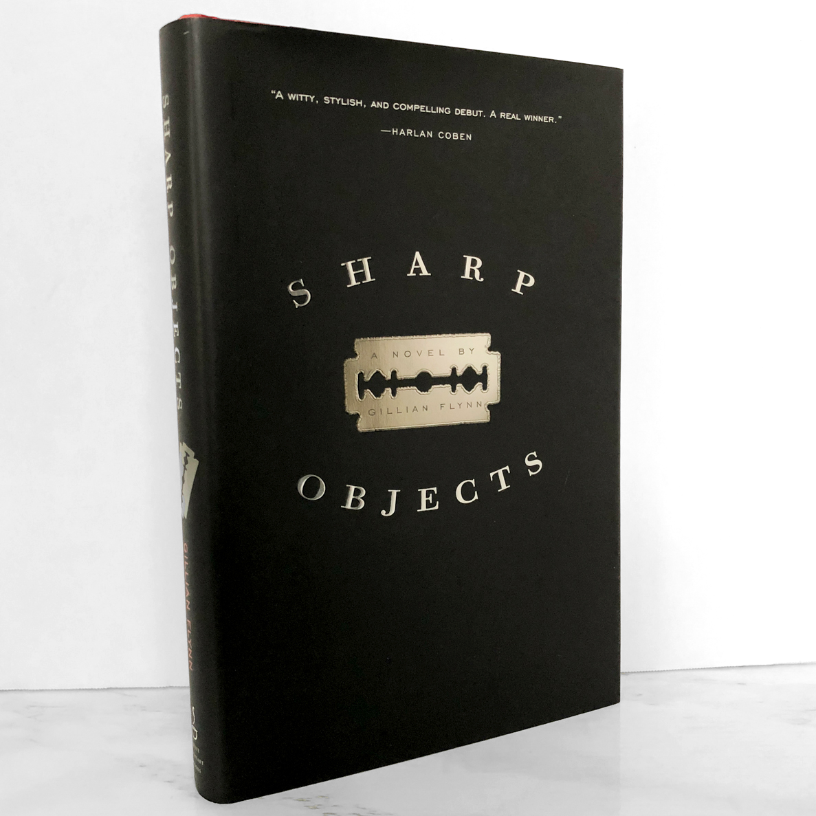 Sharp Objects by Gillian Flynn SIGNED! [FIRST EDITION] 2006 • Shaye Areheart Books