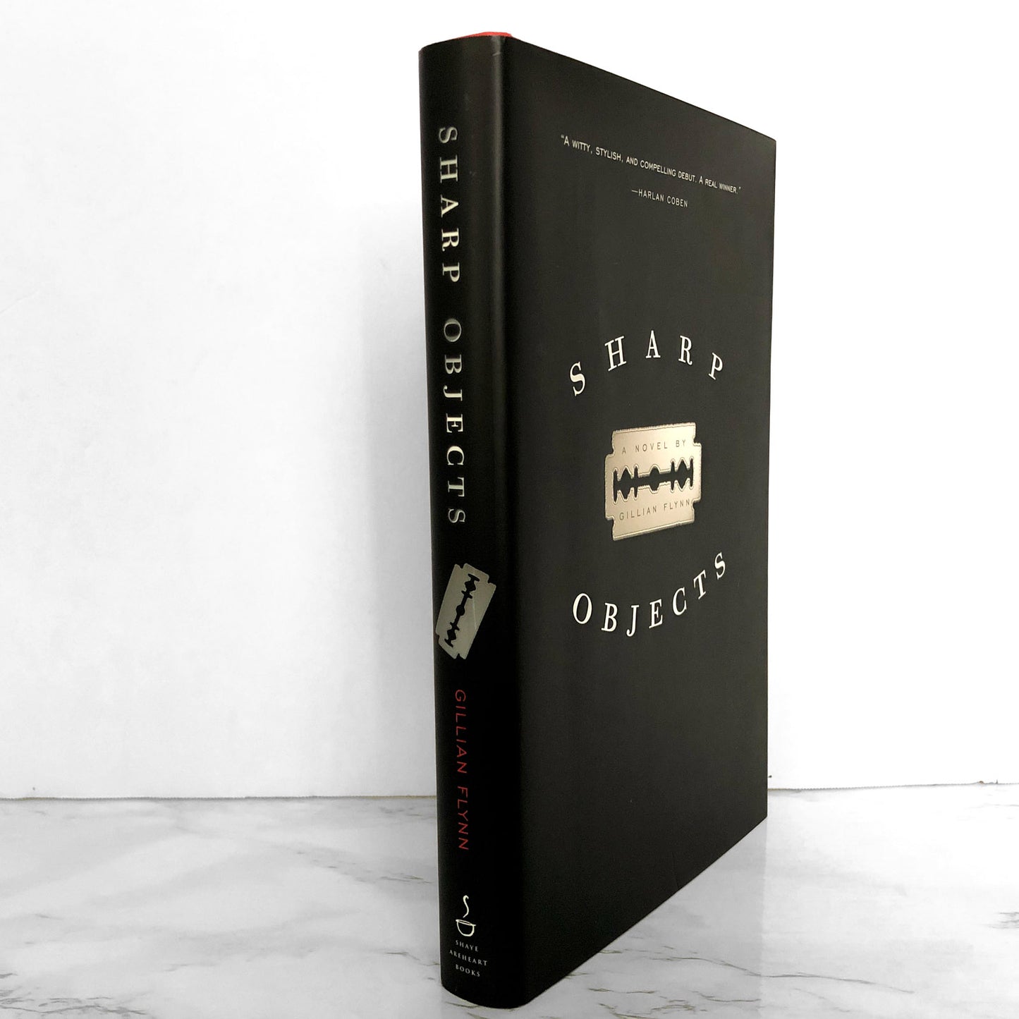 Sharp Objects by Gillian Flynn SIGNED! [FIRST EDITION] 2006 • Shaye Areheart Books