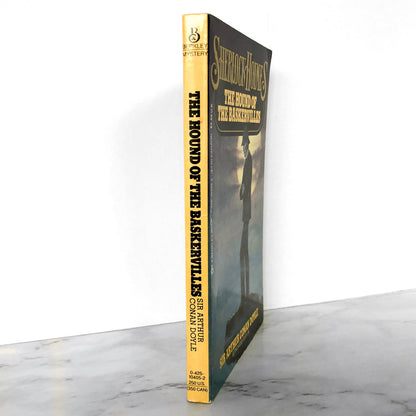 The Hound of the Baskervilles by Sir Arthur Conan Doyle [1987 PAPERBACK]