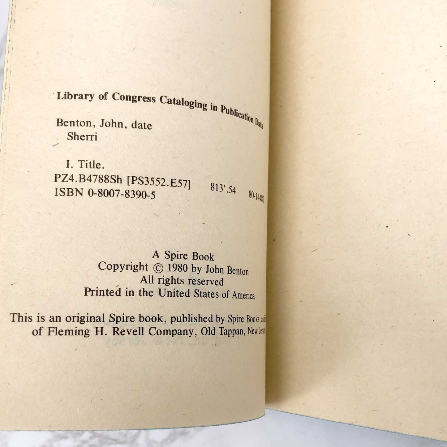 Sherri by John Benton [1980 PAPERBACK]