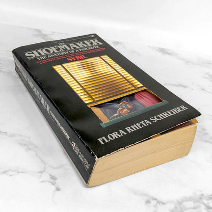 The Shoemaker - Anatomy of a Psychotic by Flora Rheta Schreiber [FIRST PAPERBACK PRINTING] 1984 • Signet True Crime