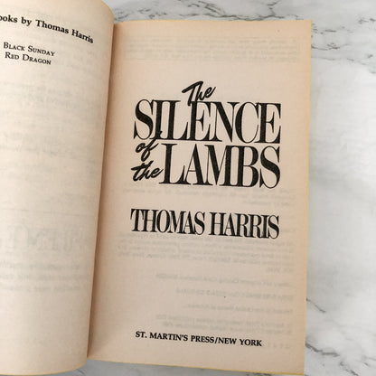 The Silence of the Lambs by Thomas Harris [FIRST PAPERBACK PRINTING / 1989]