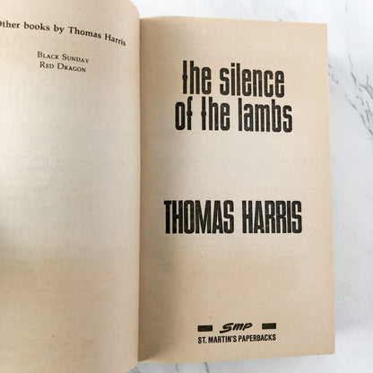 The Silence of the Lambs by Thomas Harris [1989 MOVIE TIE-IN PAPERBACK]