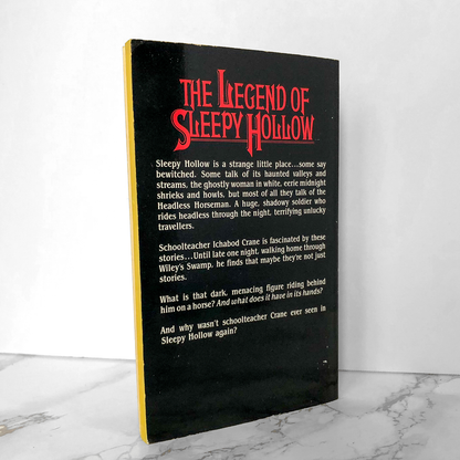 The Legend of Sleepy Hollow by Washington Irving [1987 PAPERBACK]