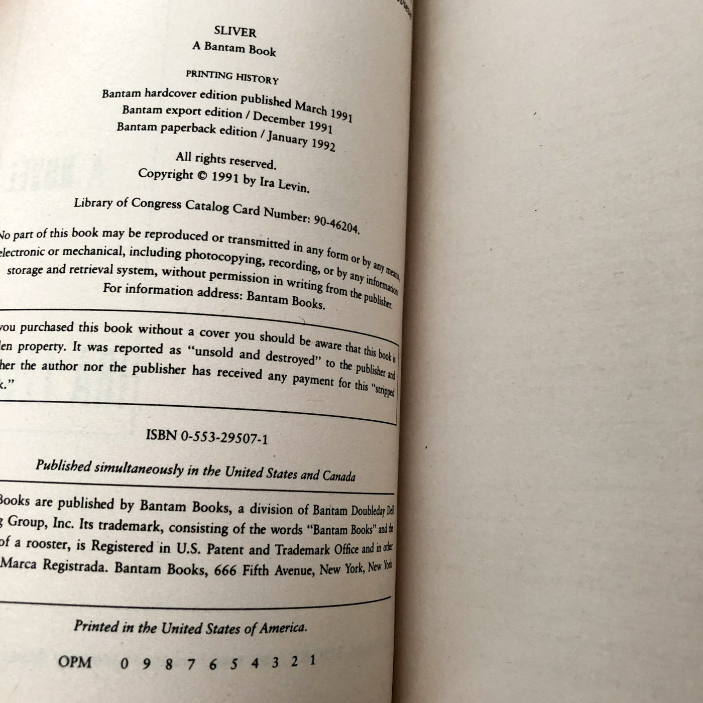 Sliver by Ira Levin [FIRST PAPERBACK PRINTING / 1991]