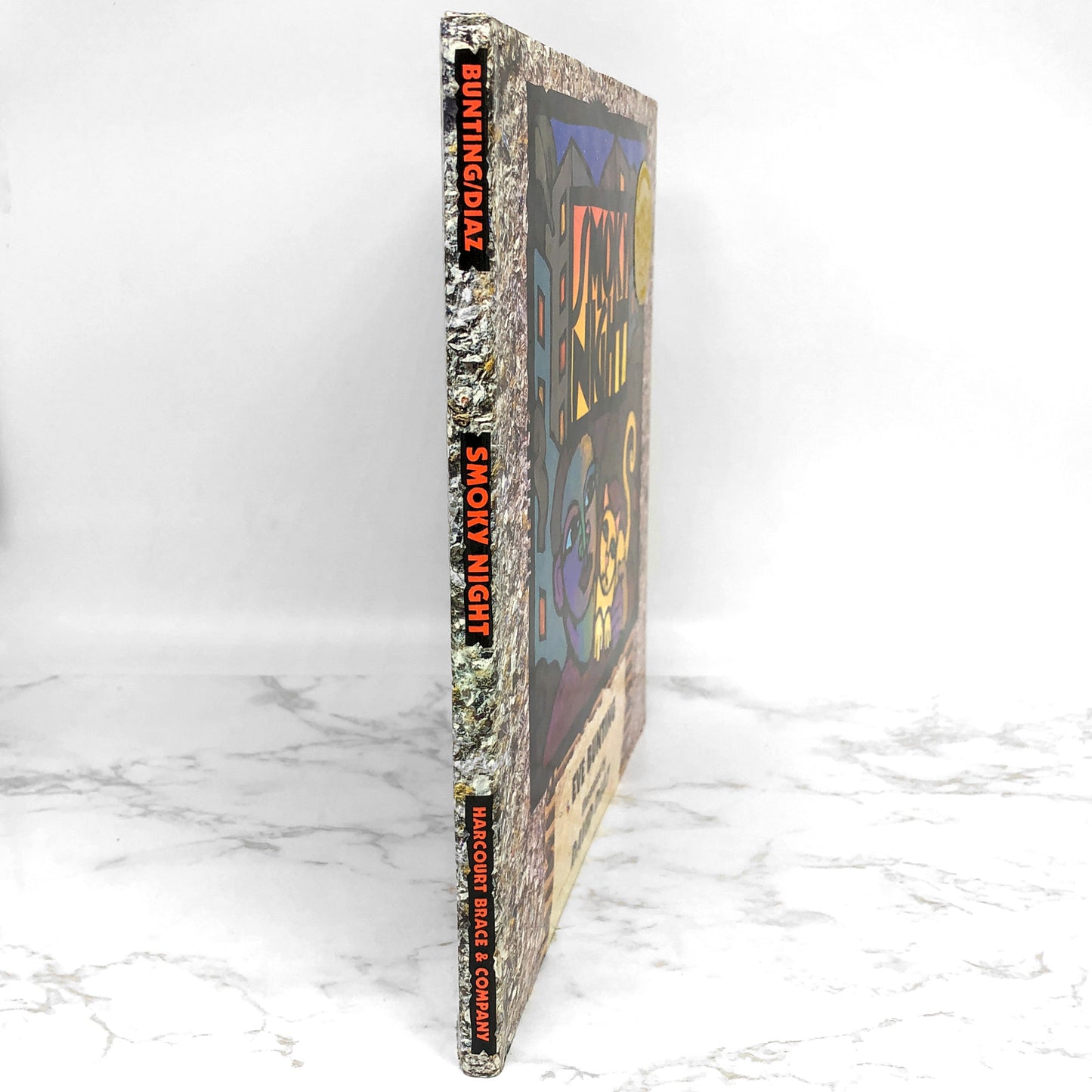 Smoky Night by Eve Bunting & illustrated by David Díaz [FIRST EDITION • FIRST PRINTING] 1994