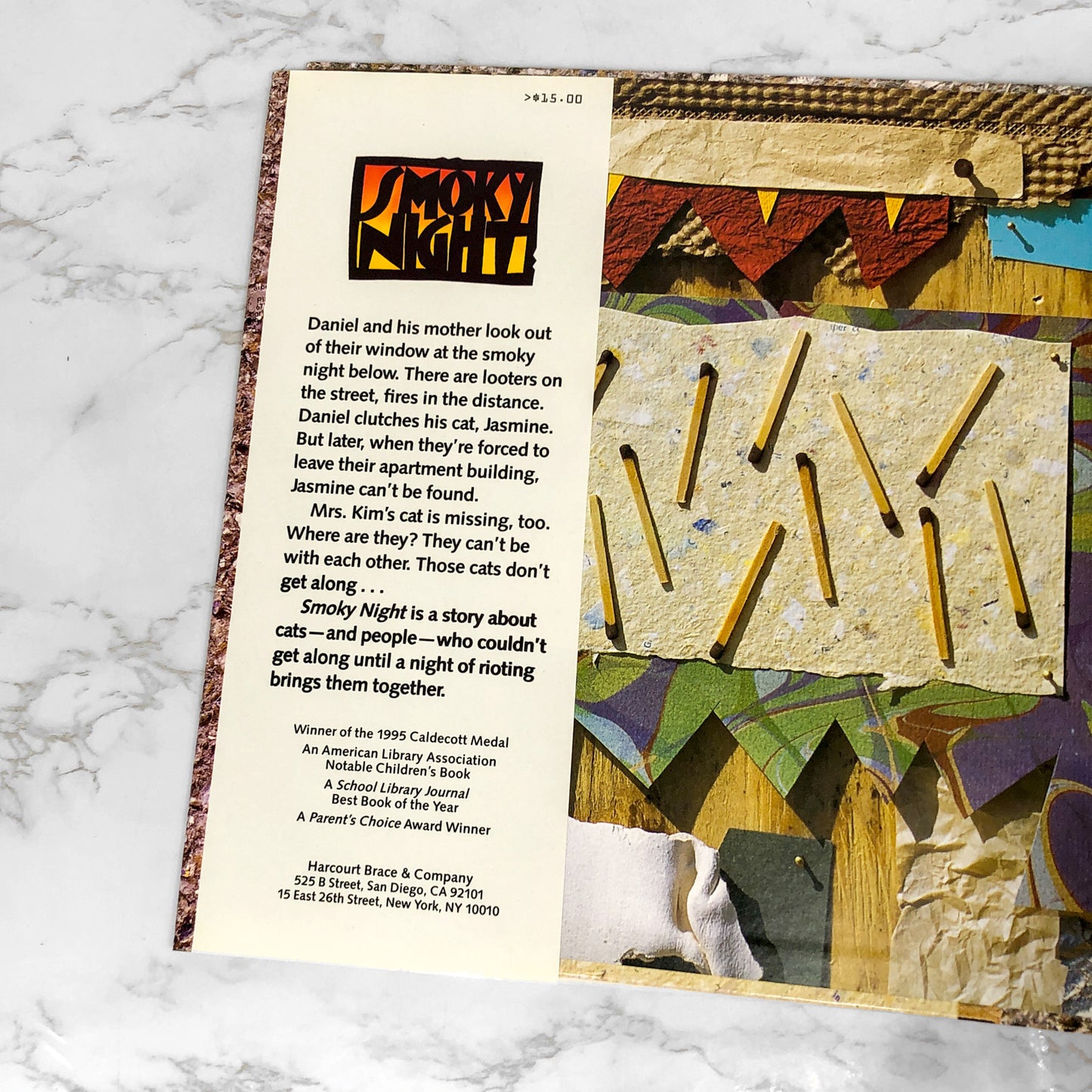 Smoky Night by Eve Bunting & illustrated by David Díaz [FIRST EDITION • FIRST PRINTING] 1994