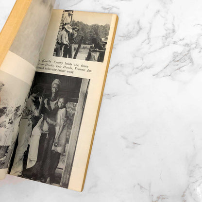 Sounder by William H. Armstrong [MOVIE TIE-IN PAPERBACK] 1972 • Scholastic