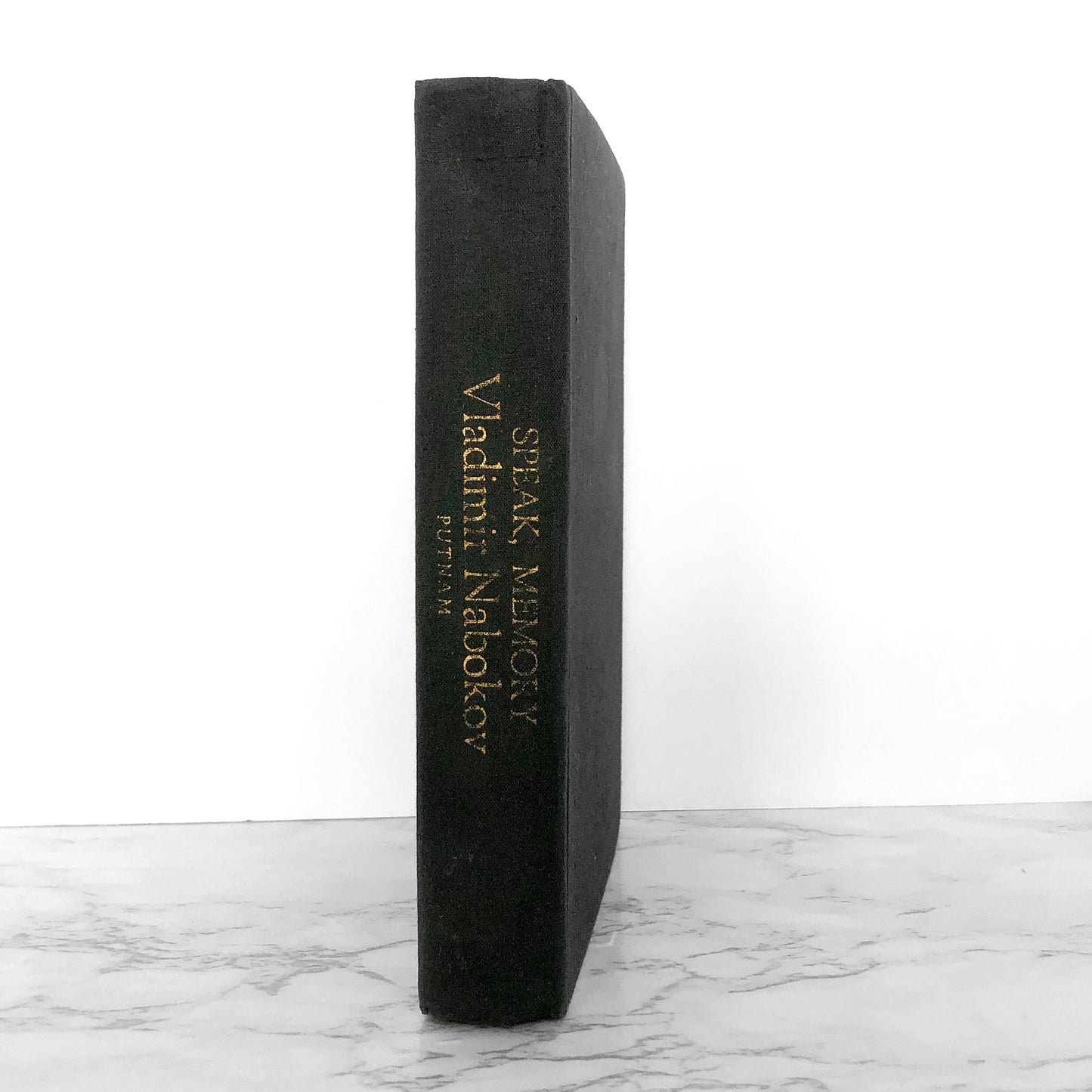 Speak, Memory: An Autobiography Revisited by Vladimir Nabokov [FIRST REVISED EDITION / 1966]