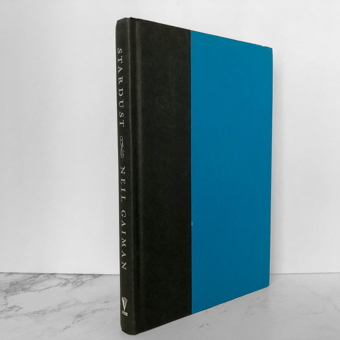 Stardust by Neil Gaiman [US FIRST EDITION / FIRST PRINTING] - Bookshop Apocalypse