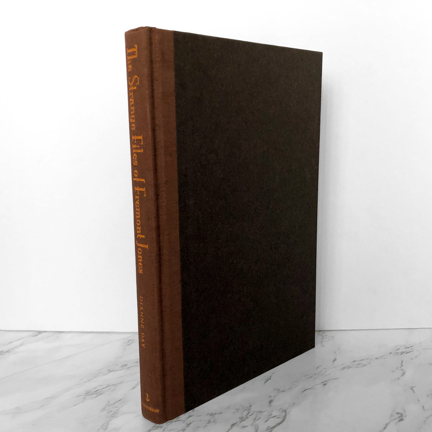 The Strange Files of Fremont Jones by Dianne Day [SIGNED FIRST EDITION] - Bookshop Apocalypse