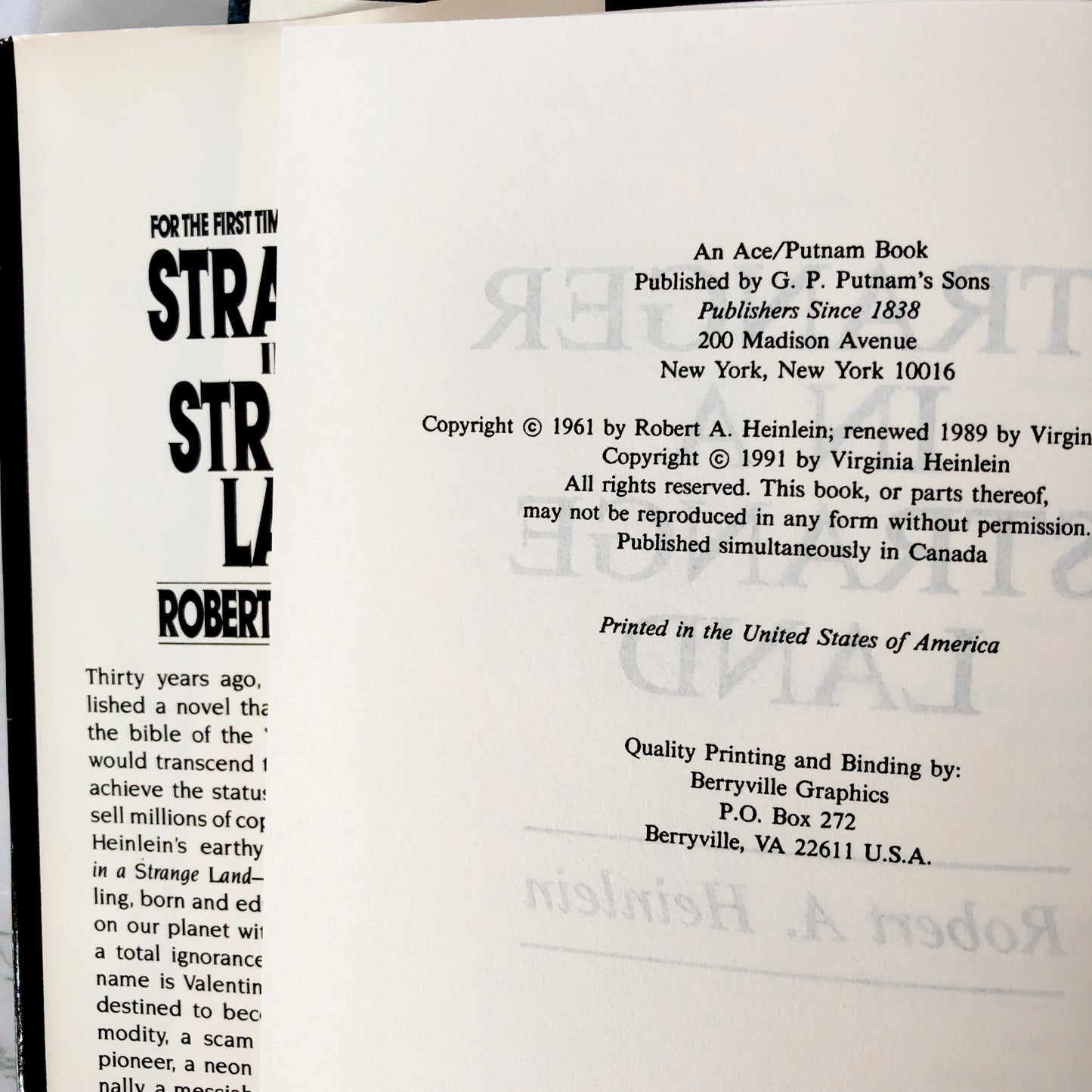 Stranger in a Strange Land [Uncut] by Robert A. Heinlein [ACE BOOK CLUB EDITION / 1991]