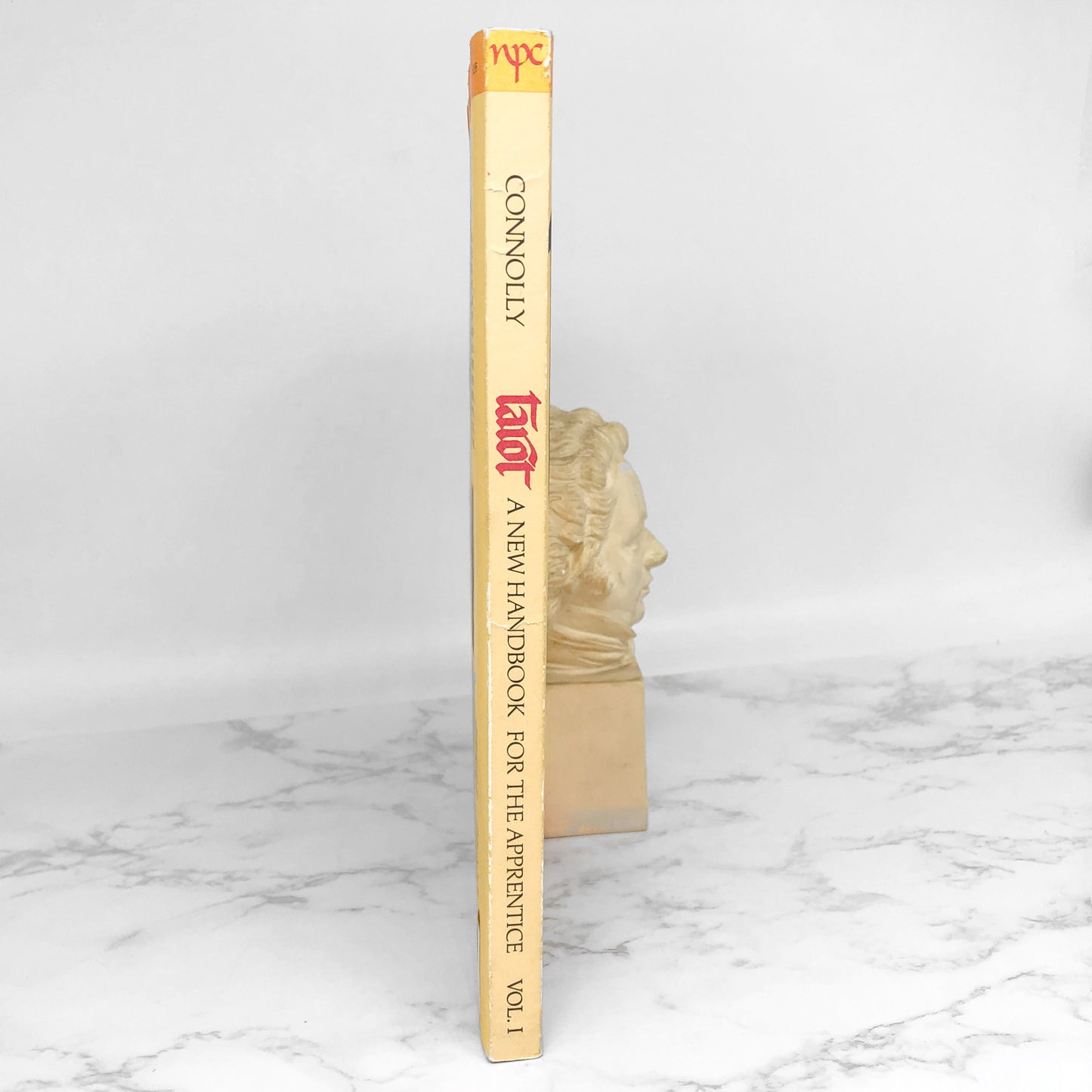 Tarot: A New Handbook for the Apprentice by Eileen Connolly [FIRST EDITION] 1979