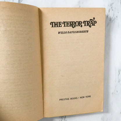 The Terror Trap by Willo Davis Roberts [FIRST EDITION / 1971]