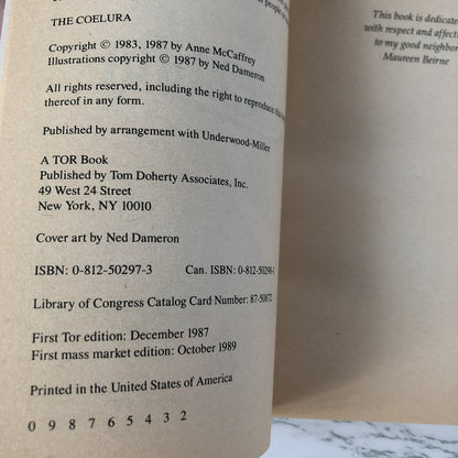 The Coelura by Anne McCaffrey [1989 PAPERBACK] - Bookshop Apocalypse