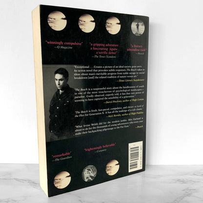 The Beach by Alex Garland [FIRST PAPERBACK PRINTING / 1997]