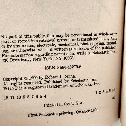 The Boyfriend by R.L. Stine [1990 PAPERBACK] Point Horror #19