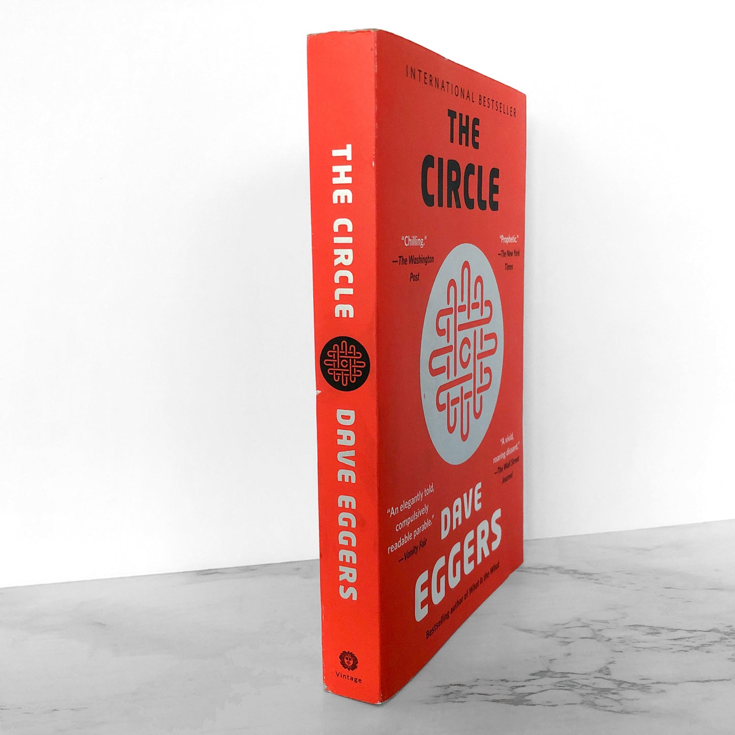 The Circle by Dave Eggers SIGNED! [FIRST TRADE PAPERBACK PRINTING] 2014 • Vintage