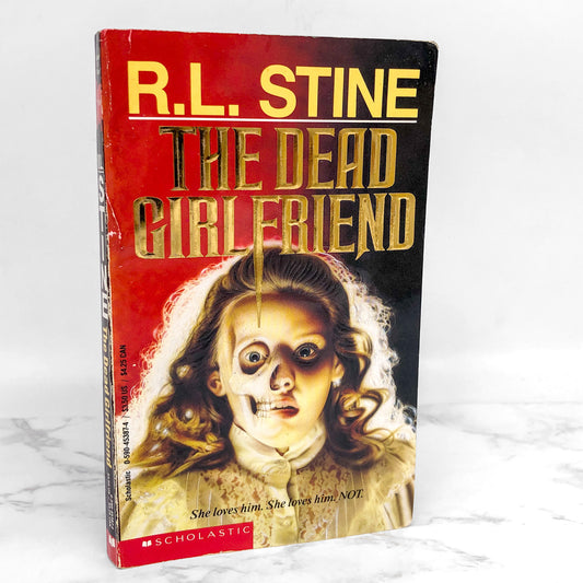 The Dead Girlfriend by R.L. Stine [1993 PAPERBACK] Point Horror #55