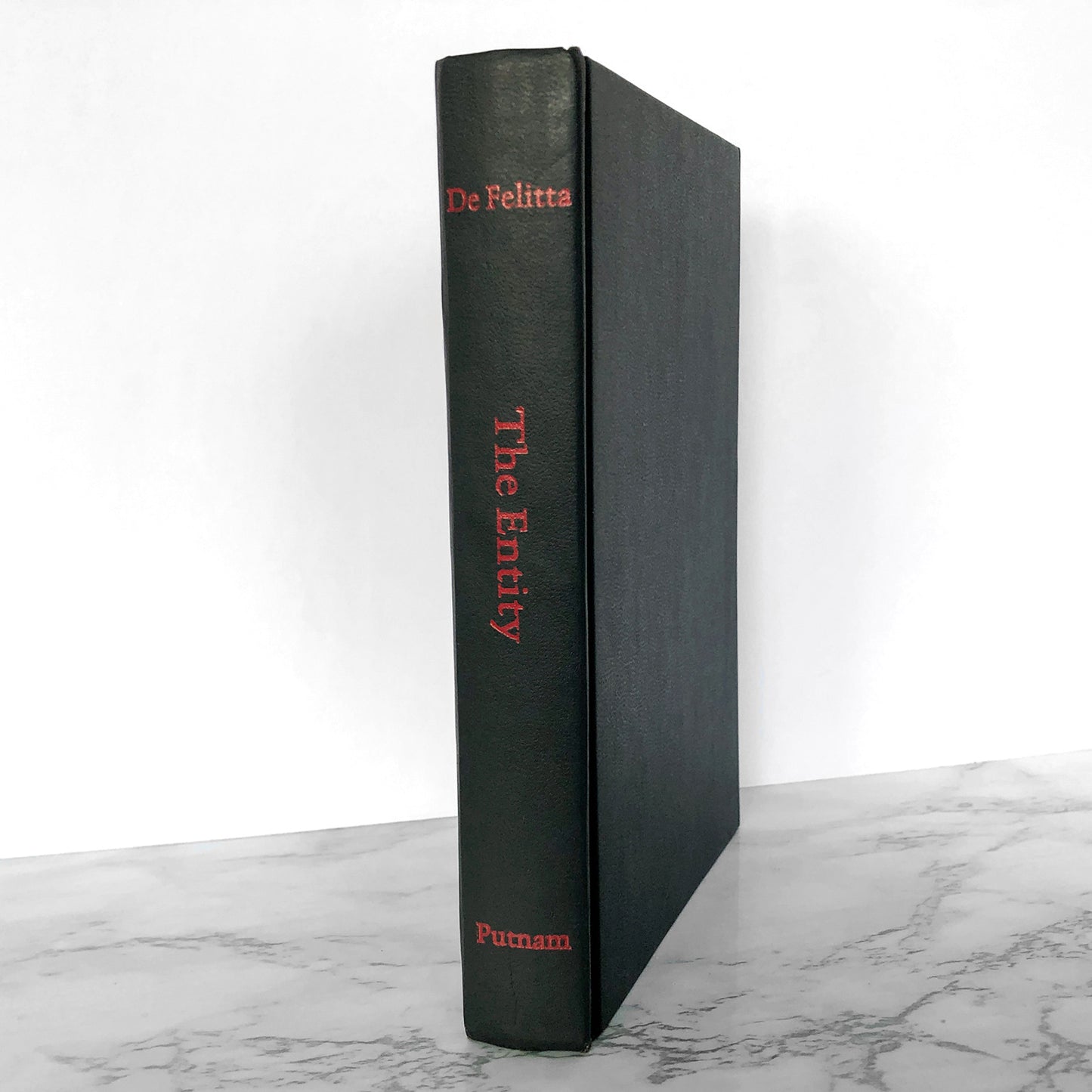 The Entity by Frank De Felitta [FIRST BOOK CLUB EDITION] 1978 • G.P. Putnam's Sons