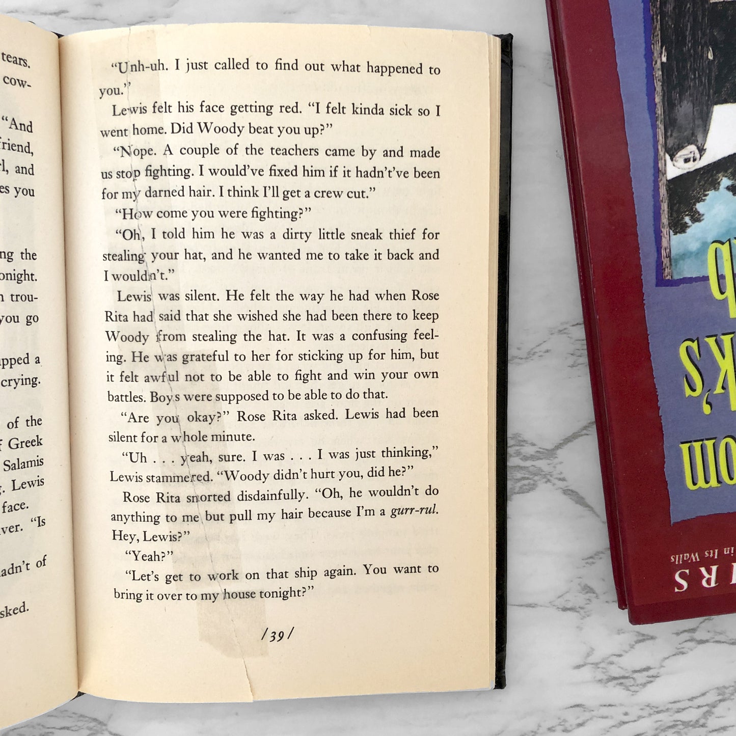 The Figure in the Shadows by John Bellairs [PERMABOUND HARDBACK / 1999]