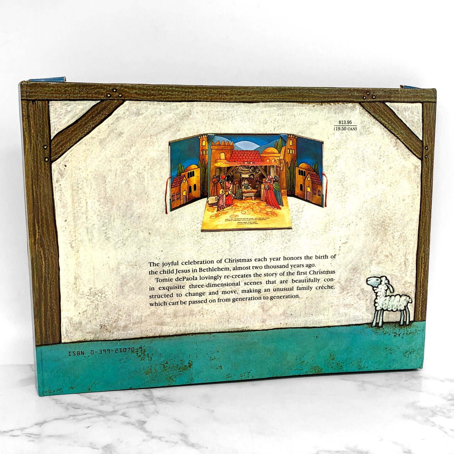 The First Christmas - A Festive Pop-Up Book by Tomie dePaola [FIRST EDITION] 1984