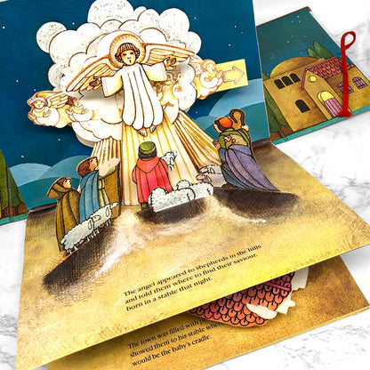 The First Christmas - A Festive Pop-Up Book by Tomie dePaola [FIRST EDITION] 1984