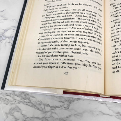 The Giver by Lois Lowry [FIRST EDITION] 1993