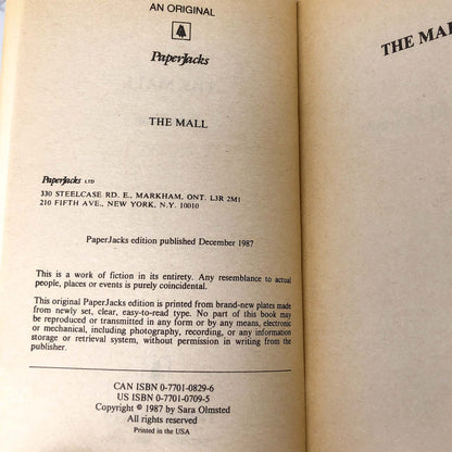 The Mall by Sara King [FIRST EDITION PAPERBACK] 1987 • Paperjacks Horror