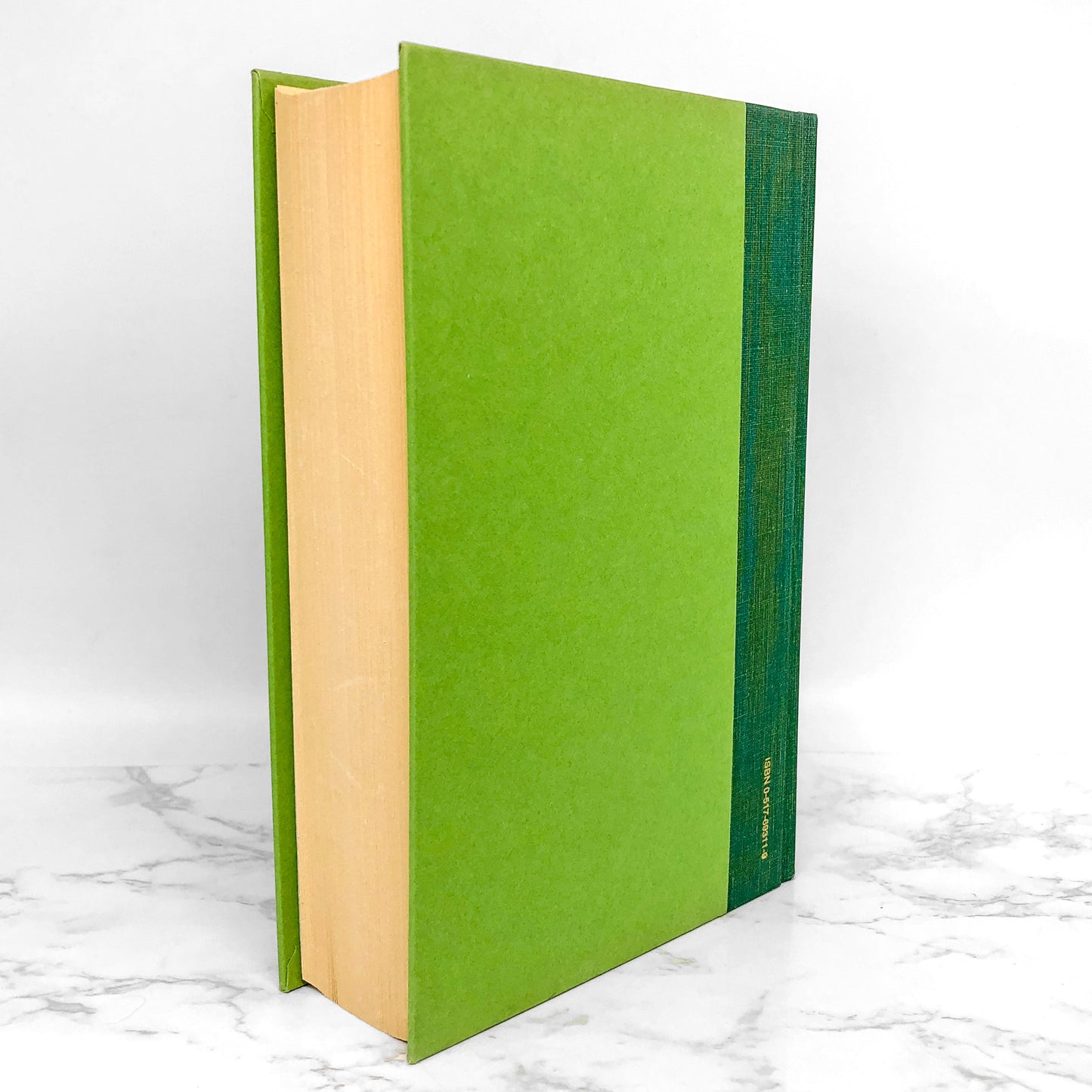 The More Than Complete Hitchhiker's Guide by Douglas Adams [1989 HARDCOVER OMNIBUS]