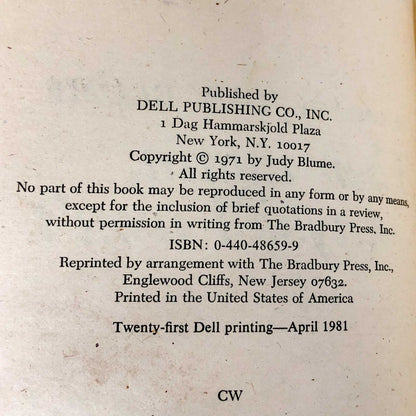 Then Again, Maybe I Won't by Judy Blume [TRADE PAPERBACK] 1981 • Dell-Yearling