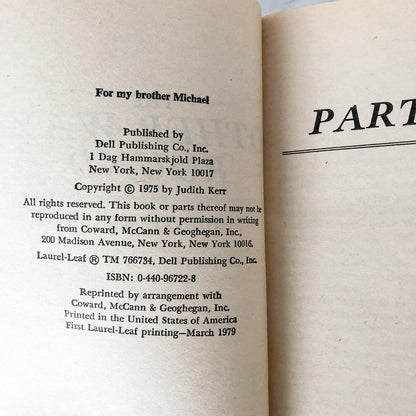The Other Way Round by Judith Kerr [FIRST PAPERBACK PRINTING] 1979 • Dell