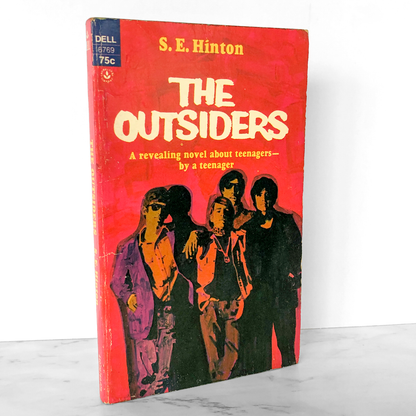 The Outsiders by S.E. Hinton [1973 PAPERBACK]