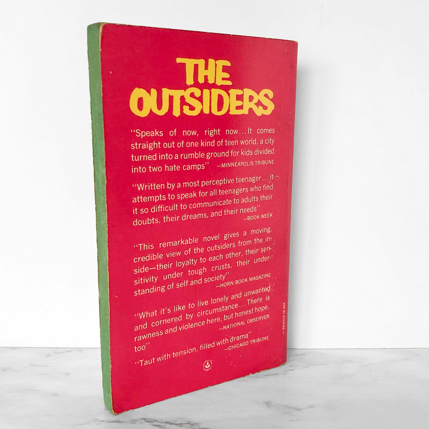 The Outsiders by S.E. Hinton [1973 PAPERBACK]