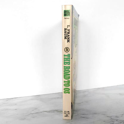 The Road to Oz by L. Frank Baum [1984 PAPERBACK] Del-Rey Fantasy • Oz #5