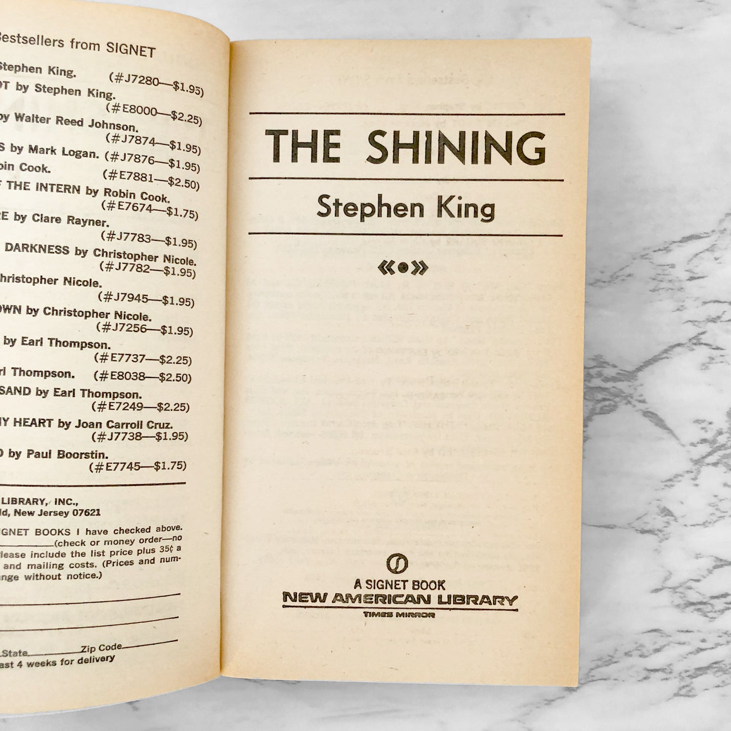 The Shining by Stephen King [FIRST PAPERBACK PRINTING] 1978