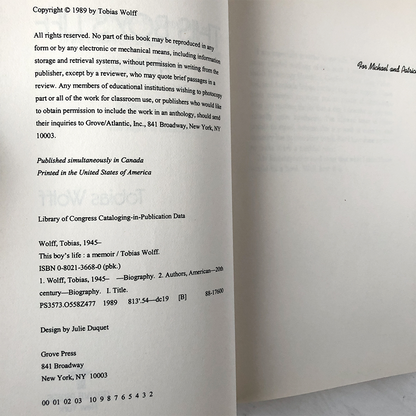 This Boy's Life: A Memoir by Tobias Wolff [TRADE PAPERBACK / 1989]