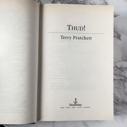 Thud! by Terry Pratchett [UK FIRST EDITION] - Bookshop Apocalypse