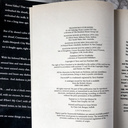 Thud! by Terry Pratchett [UK FIRST EDITION] - Bookshop Apocalypse