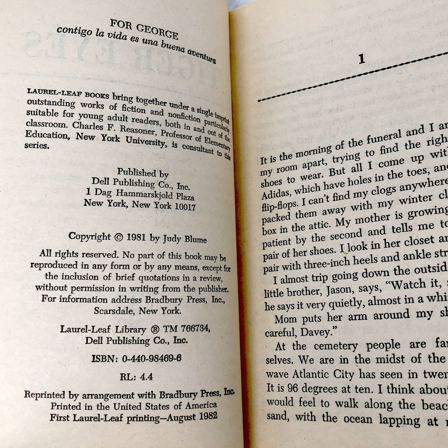 Tiger Eyes by Judy Blume [FIRST PAPERBACK PRINTING] 1982