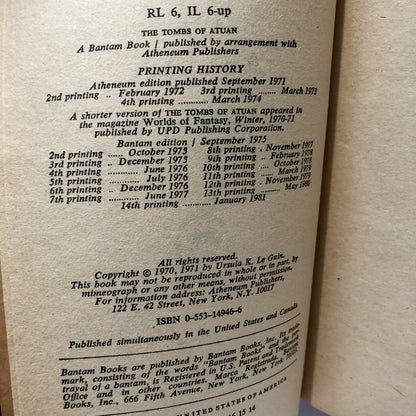 The Tombs of Atuan by Ursula K. Le Guin [1975 PAPERBACK] - Bookshop Apocalypse