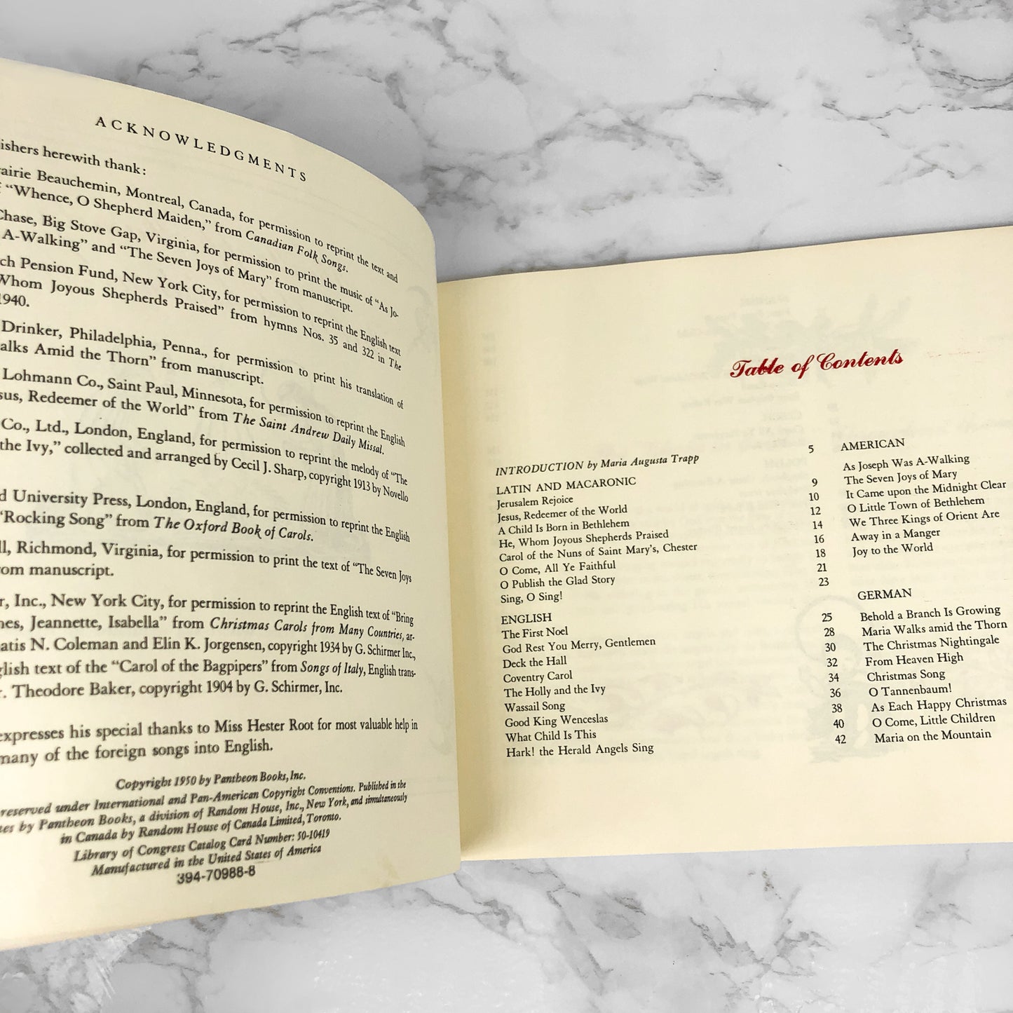 The Trapp Family Book of Christmas Songs [VINTAGE TRADE PAPERBACK] 1973 ❧ Pantheon Books