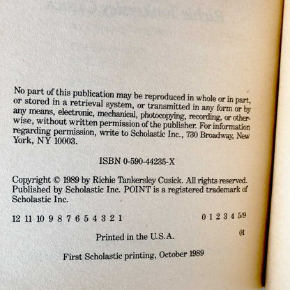 Trick or Treat by Richie Tankersley Cusick [1989 PAPERBACK] Point Horror #10