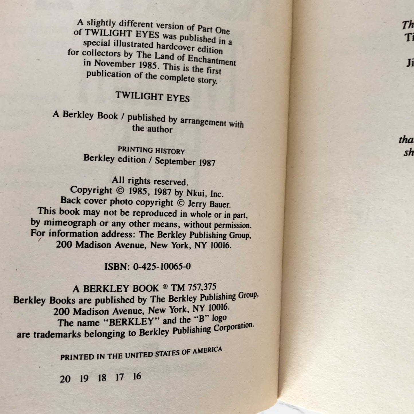 Twilight Eyes by Dean Koontz [1987 PAPERBACK]