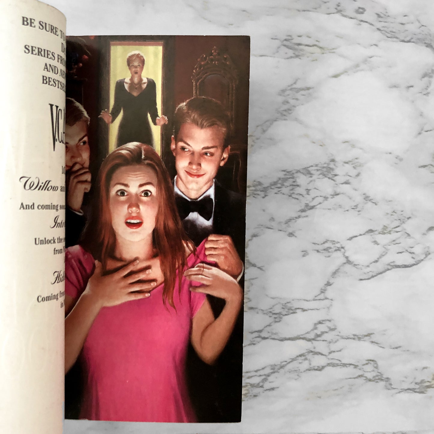 Twisted Roots by V.C. Andrews [FIRST PAPERBACK EDITION] 2002