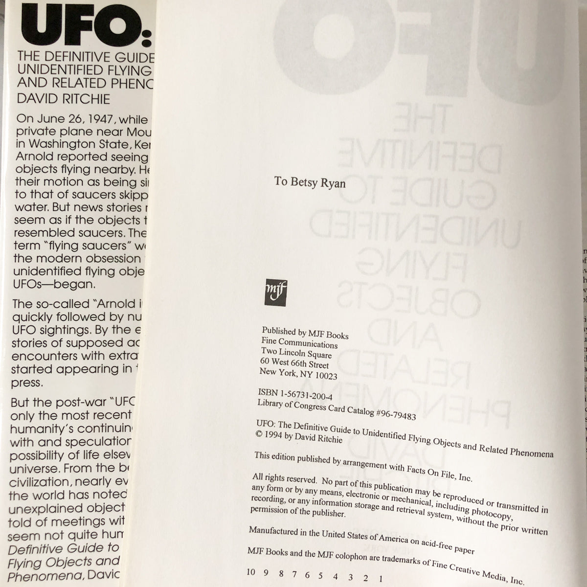 UFO: The Definitive Guide to Unidentified Flying Objects and Related Phenomena by David Ritchie [FIRST EDITION] - Bookshop Apocalypse